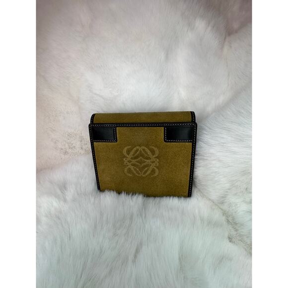 Loewe Suede Bifold Wallet with Anagram Logo (Brown/Black Trim) - Picture 1 of 8